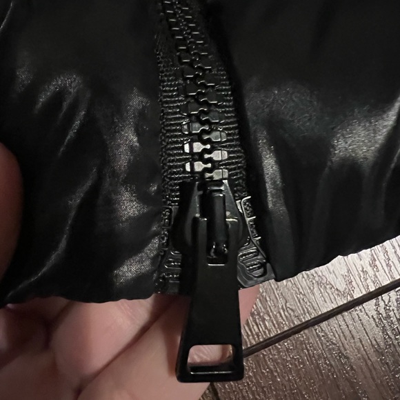 Moncler - Picture 6 of 10